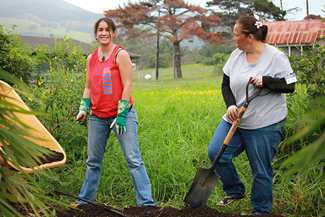 Hope for Kids partners spent part of their day working together in Mala‘ai: The Culinary Garden of Waimea Middle School.